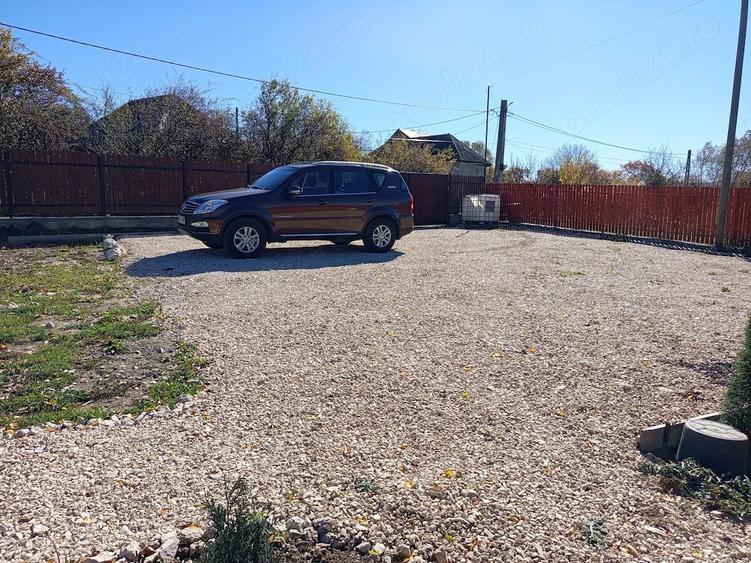 Casă cu 4 camere cu Teren 6240 Mp în Valea Mare