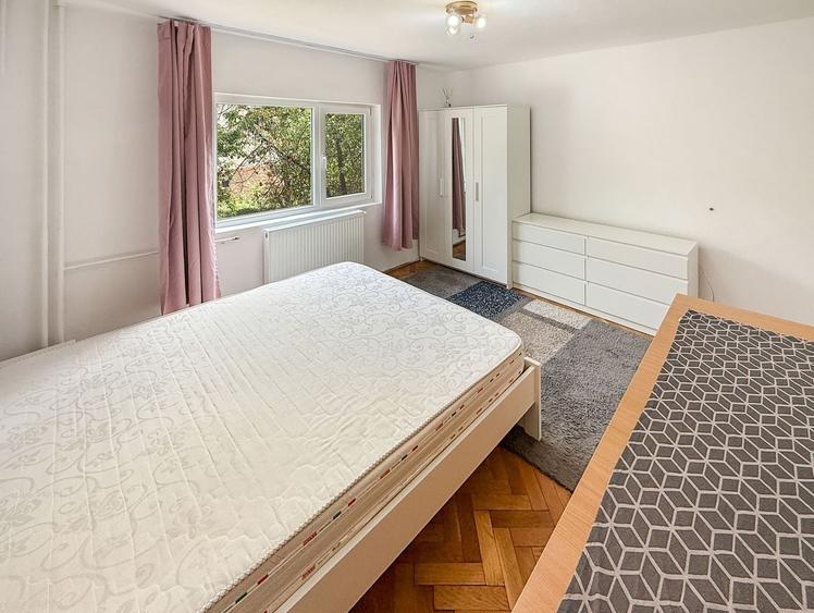 Apartament cu 2 camere decomandat, mobilat în Complex Studențesc