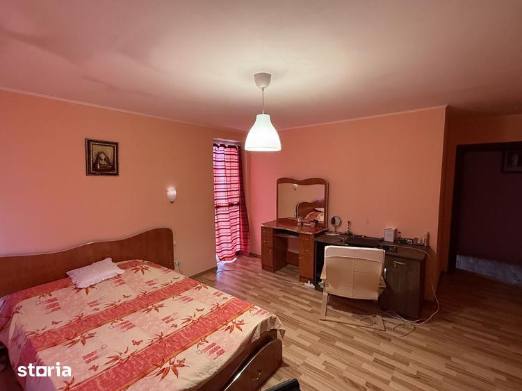 Vila P+1 cu terasa 255 mp + garaj 22,5 mp si teren 417 mp-Berceni ! - 2