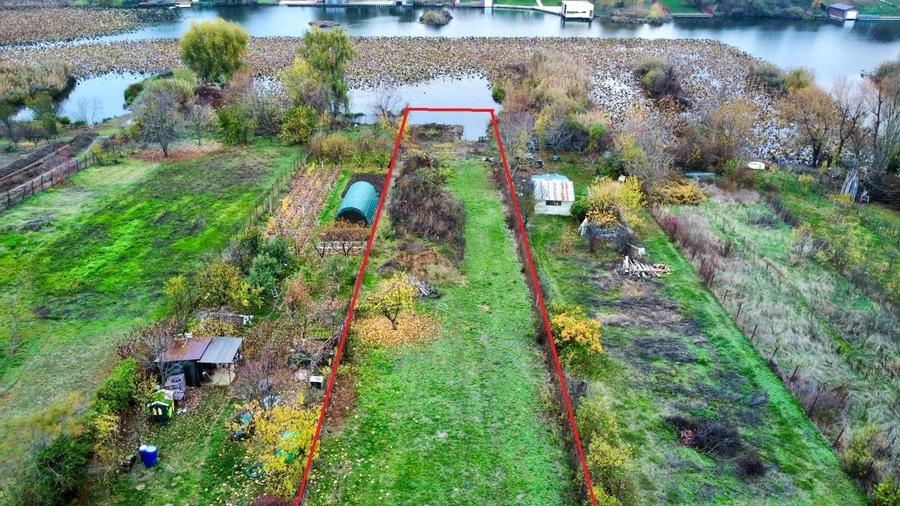 Teren Construcții intravilan de 2306 mp, în Tâncăbești
