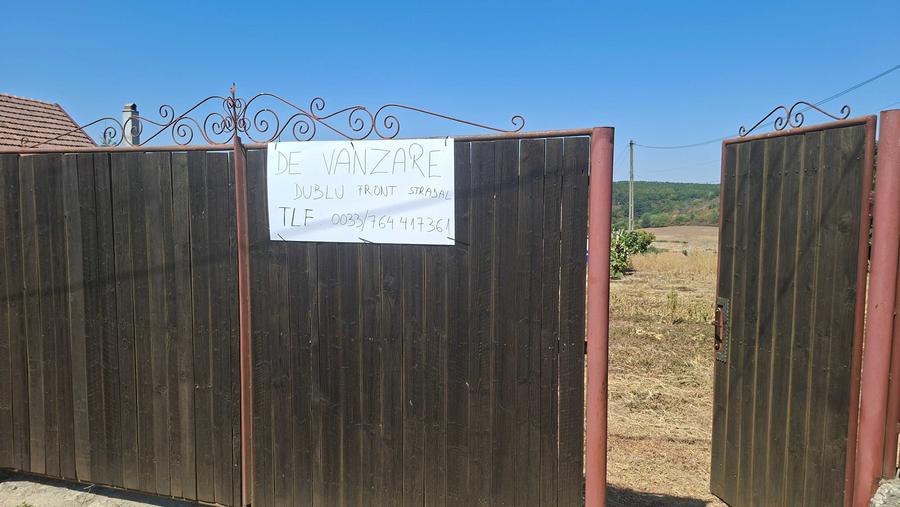 Casă cu 2 camere în Central