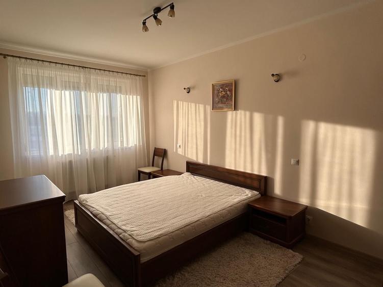 Apartament cu 2 camere decomandat în Calea Dumbrăvii