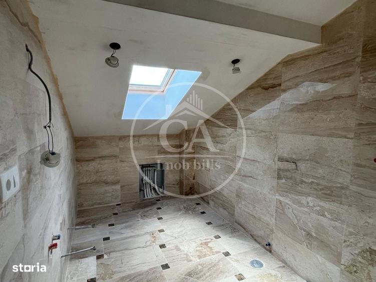 Casă cu 4 camere decomandat în Central