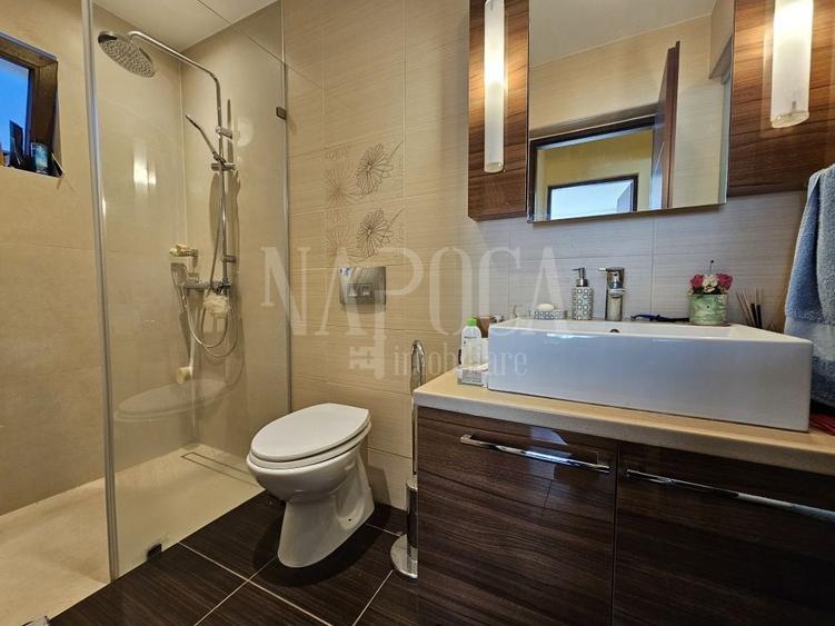 Casă individuală cu 5 camere cu Canalizare în Iris