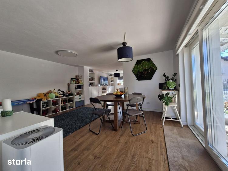 Casă cu 3 camere cu Teren 1247 Mp în Ștefănești