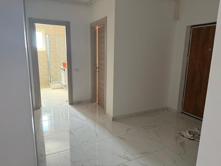 Apartament cu 3 camere decomandat, mobilat în Fundeni