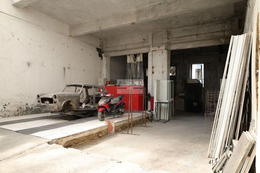 Spațiu industrial, de 1,168 mp, în Sud