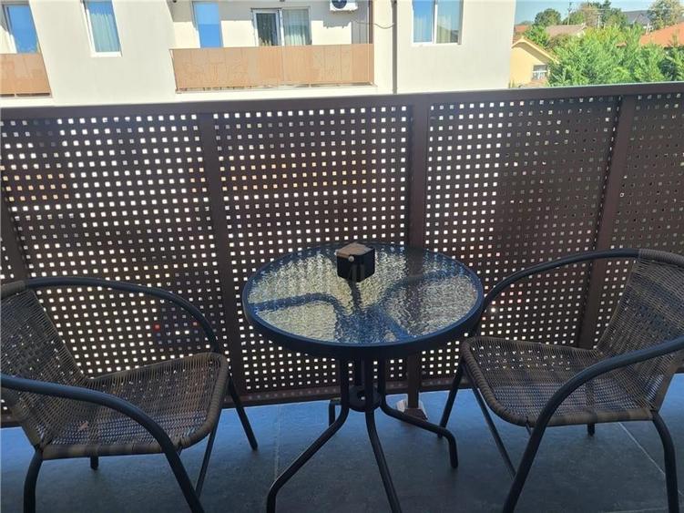 Apartament cu 4 camere decomandat, mobilat în Chișoda