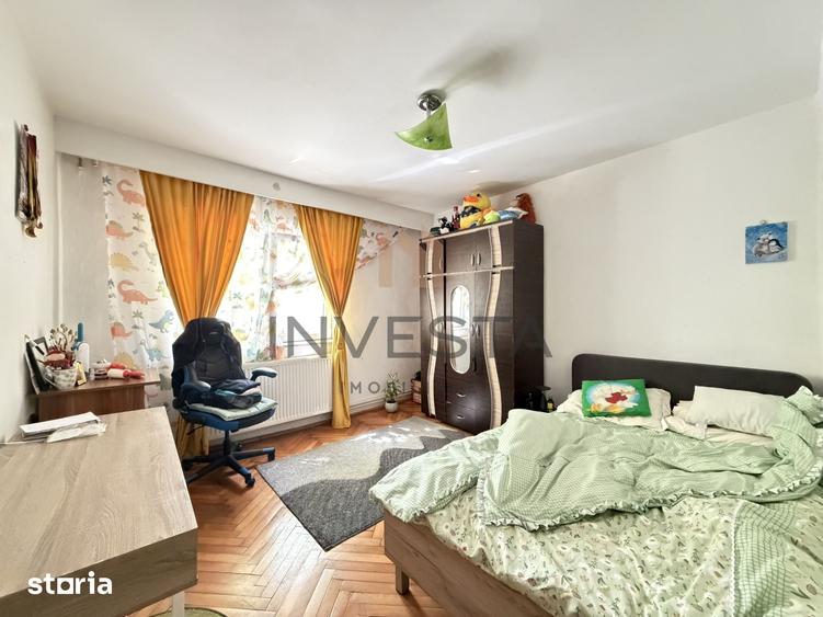 Apartament cu 4 camere decomandat în Zorilor