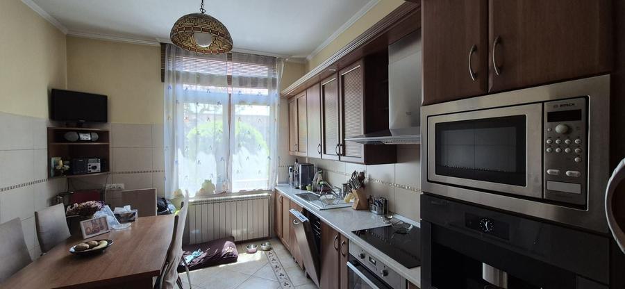 Casa singur in curte Ultracentral - str. Rodnei - 7
