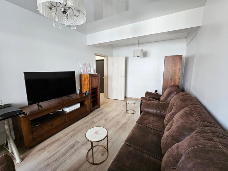 Apartament cu 2 camere decomandat în Mihai Bravu