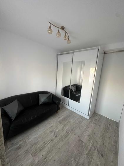 Apartament cu 3 camere decomandat în Bucium