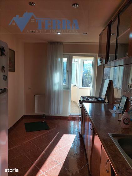 Apartament cu 4 camere decomandat în Ultracentral