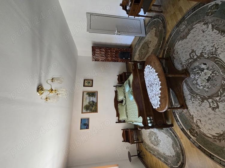 Casă cu 6 camere în Lugoj