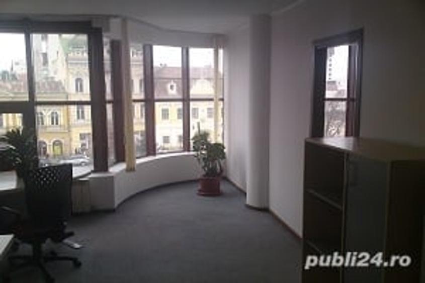 Spațiu comercial, de 48 mp, în Central