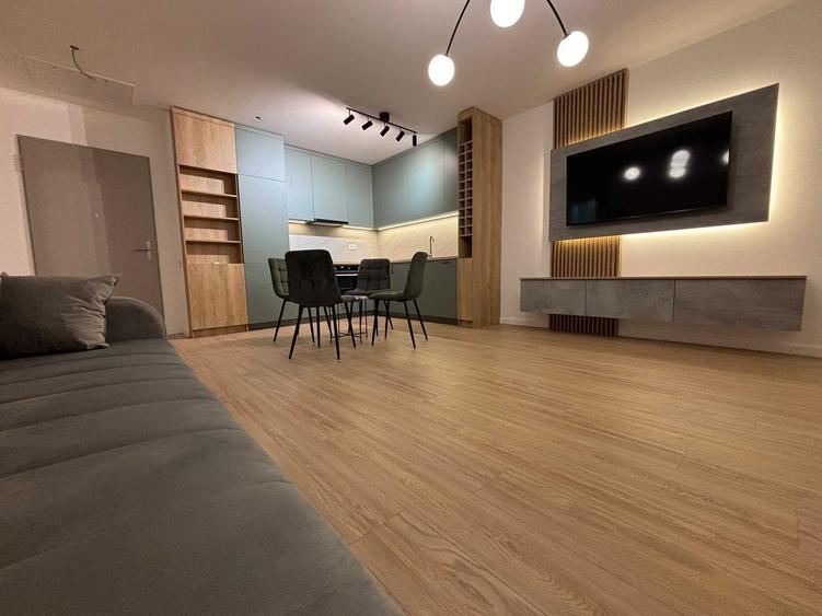 Apartament cu 2 camere semidecomandat în Gară