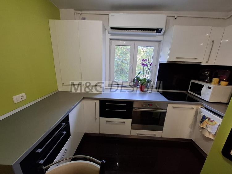 Apartament cu 3 camere decomandat, mobilat în Lunei