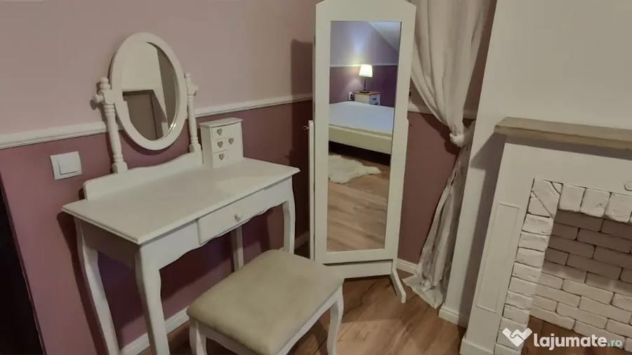 Apartament cu 3 camere decomandat în Ștrand