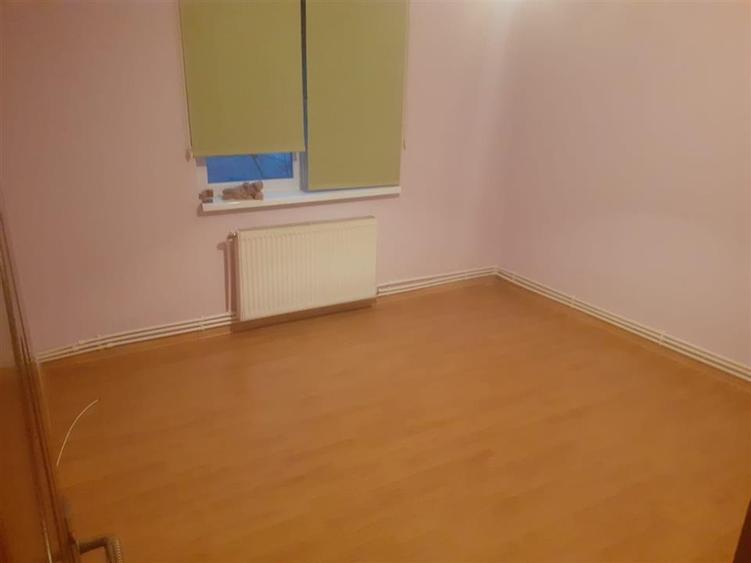 Apartament cu 3 camere decomandat în Dorobanți