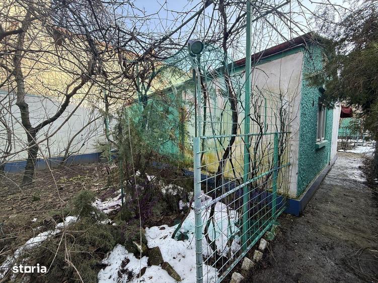Casă cu 2 camere cu Canalizare în Matei Voievod