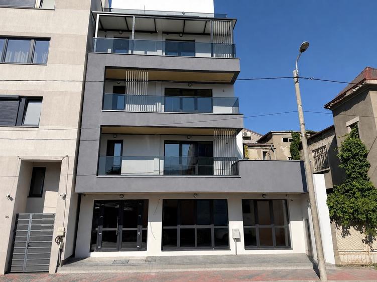 Birou, de 950 mp, în Unirii