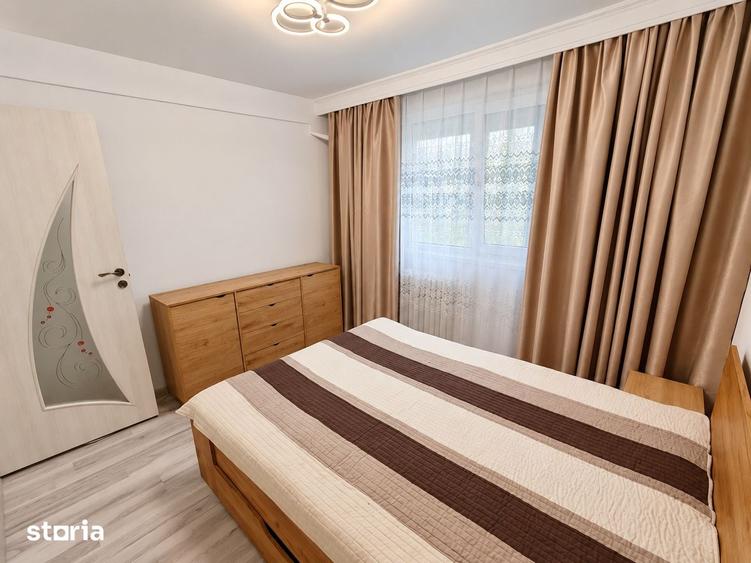 Apartament cu 2 camere semidecomandat în Tei