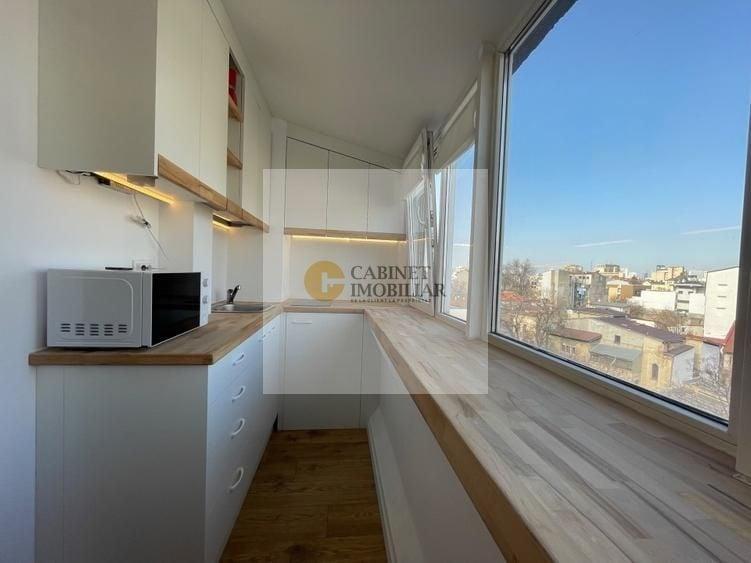 Apartament cu 2 camere nedecomandat, mobilat în Cișmigiu