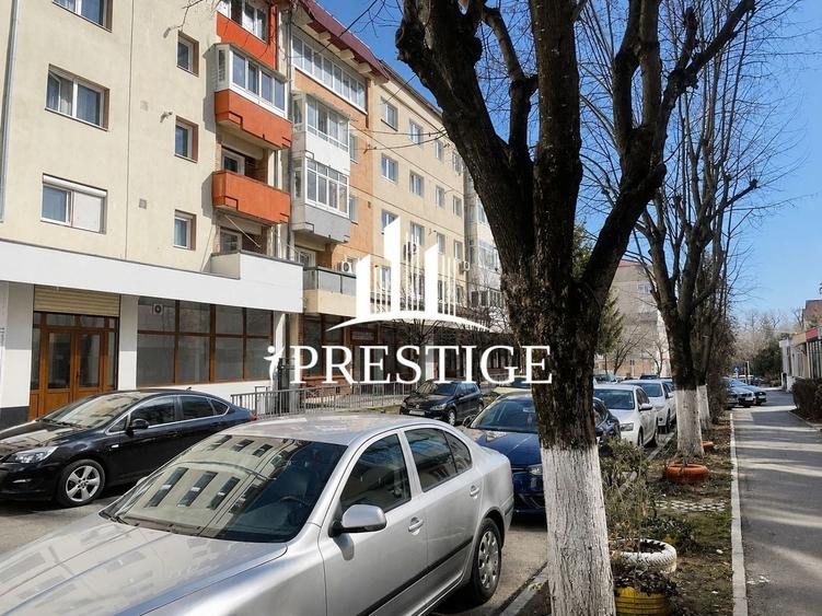 Spațiu comercial, de 100 mp, în Valea Aurie