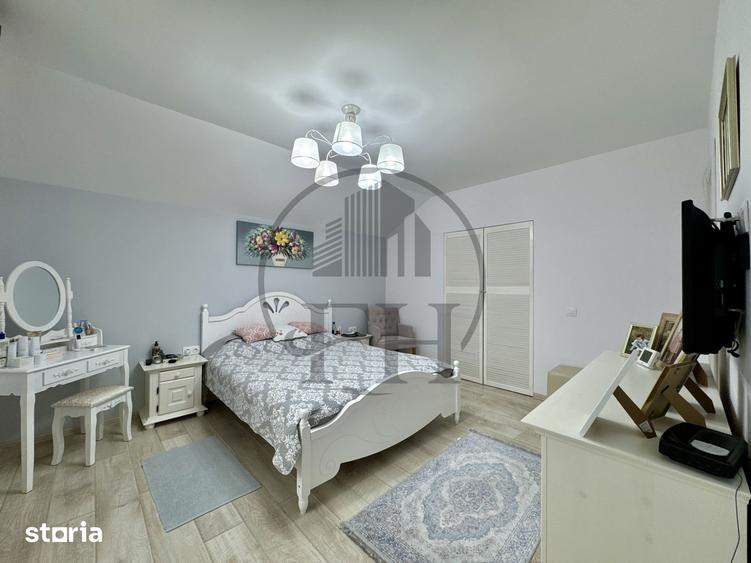 Casă cu 4 camere cu Teren 300 Mp în Agigea