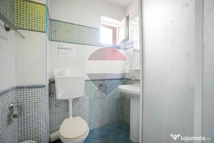 Casă cu 4 camere cu Teren 179 Mp în Central