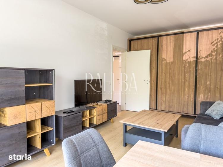 Apartament cu 2 camere, mobilat în Central