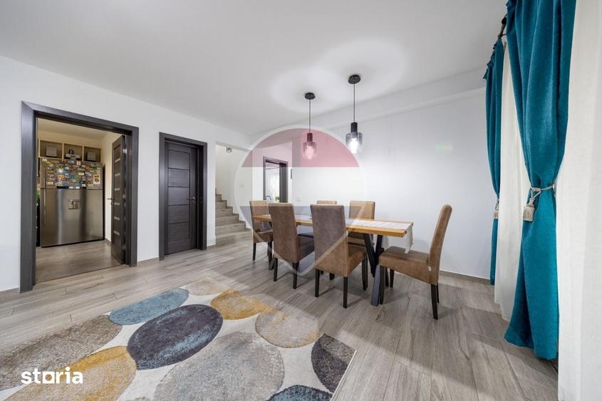 Casă cu 5 camere cu Teren 420 Mp în Tărlungeni