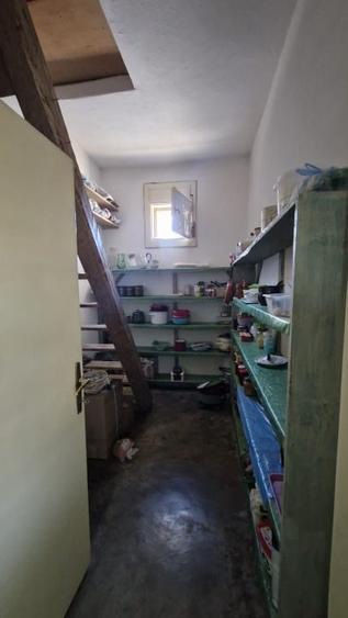 Casă individuală cu 4 camere cu Canalizare în Central