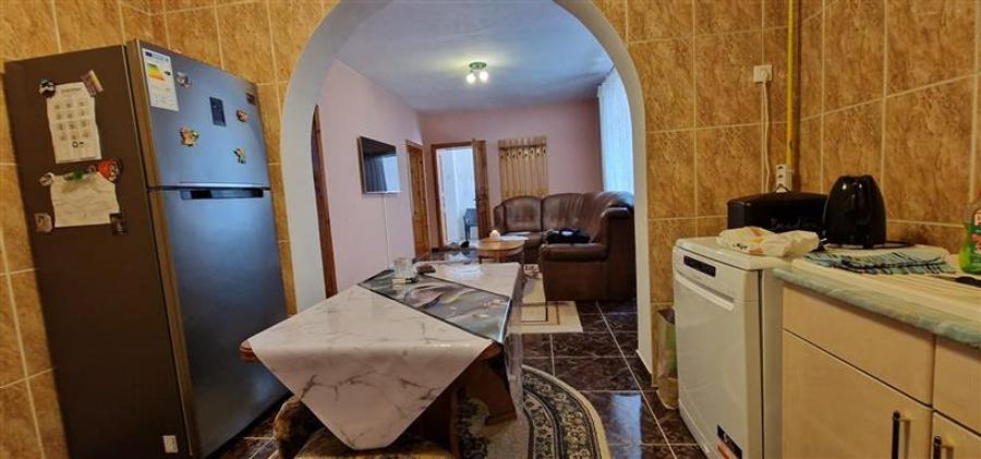 Casă individuală cu 5 camere cu Canalizare în Lendt