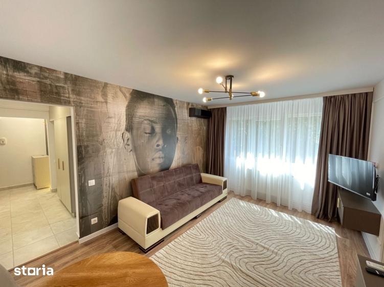 Apartament cu 2 camere semidecomandat în Central