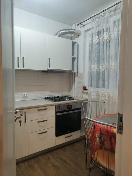 Apartament cu 2 camere, mobilat în Domenii