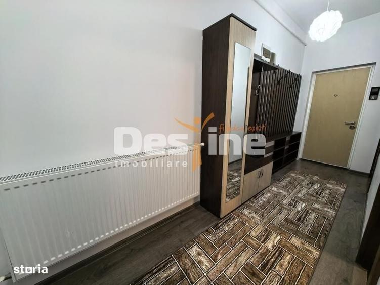 Apartament cu 3 camere decomandat, mobilat în Lunca Cetățuii
