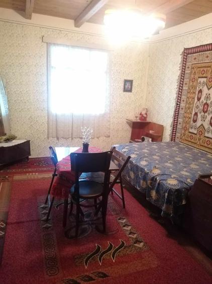 Casă individuală cu 3 camere cu Teren 1800 Mp în Brăești