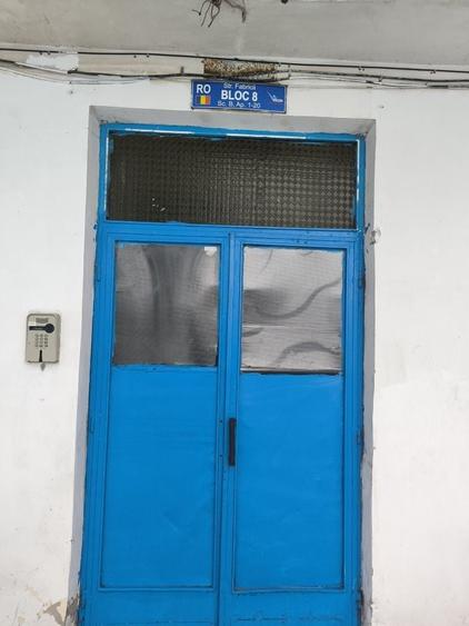 Apartament cu 2 camere nedecomandat în Central