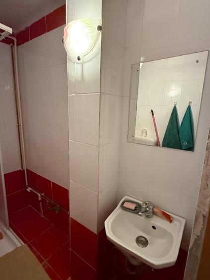Apartament cu 3 camere și balcon, mobilat, de vânzare în zona La Ciuperca - 2