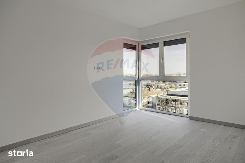 Apartament cu 3 camere decomandat în Șega
