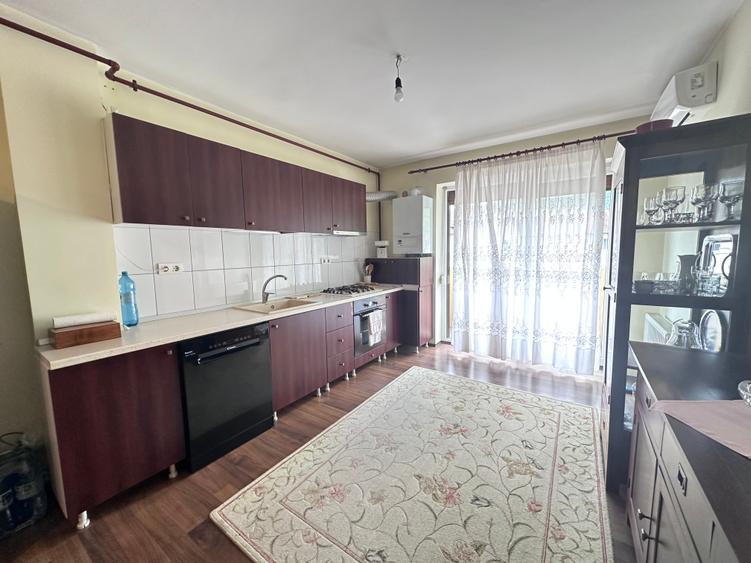 Apartament cu 2 camere, complet mobilat și utilat – Str. Florilor - 10