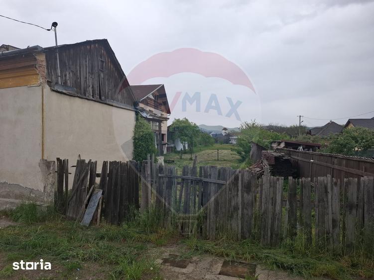 Teren de 1816 mp, în Central