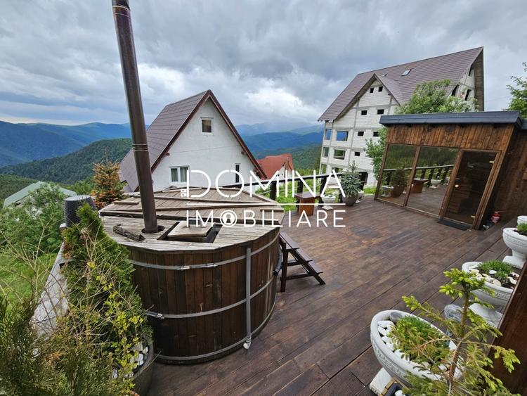 Casă individuală cu 8 camere cu Teren 250 Mp în Rânca