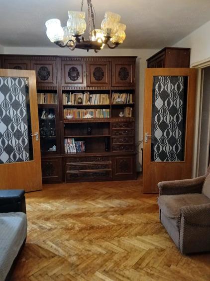 Apartament cu 2 camere semidecomandat în Vest