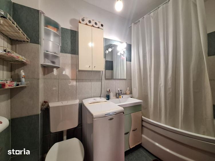 Apartament decomandat, 2 balcoane, zona KIK - 5