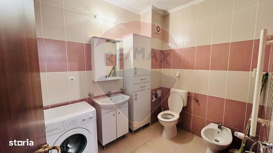 Apartament cu 3 camere de inchiriat in zona Nufarul - 6