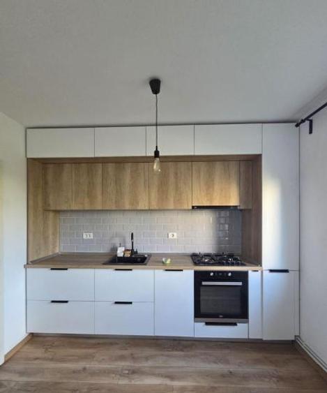 Apartament cu 2 camere decomandat, mobilat în Vitan