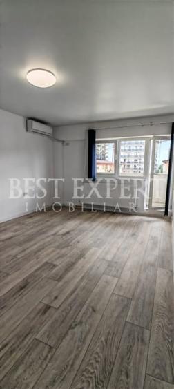 Apartament cu 2 camere decomandat în Theodor Pallady