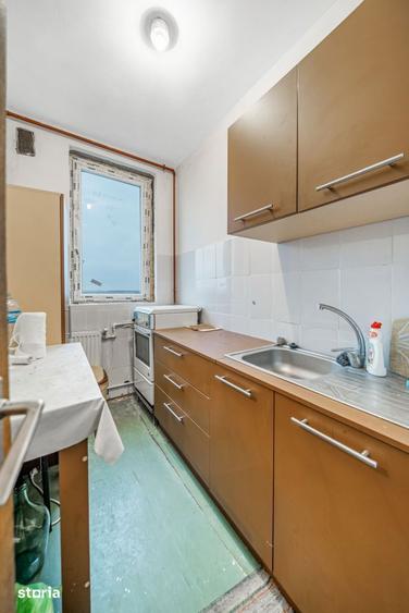 Apartament cu 4 camere semidecomandat, mobilat în Militari